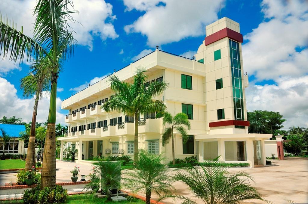 Royal Golden View Hotel Янгон Екстериор снимка