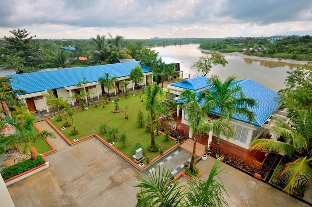 Royal Golden View Hotel Янгон Екстериор снимка