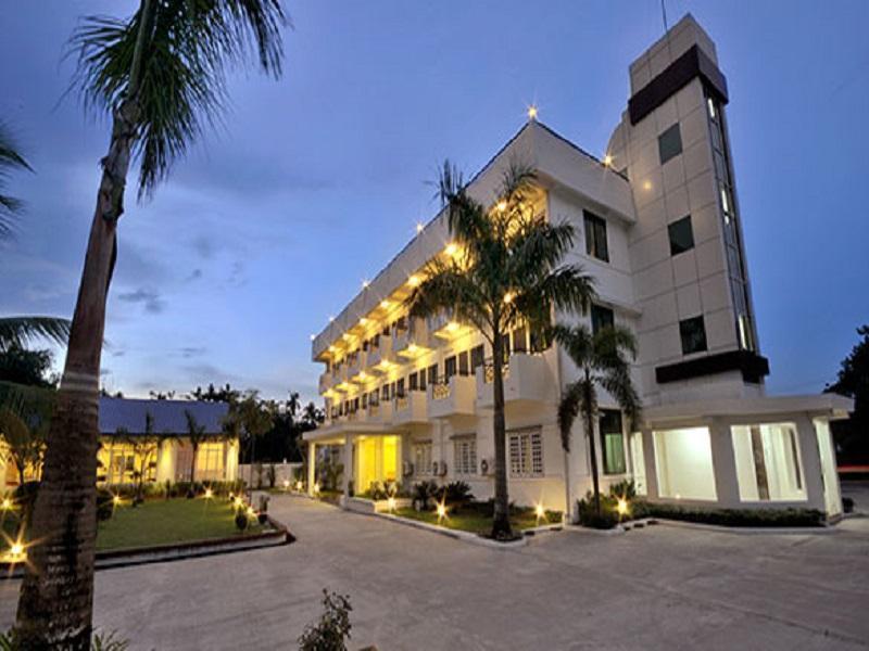 Royal Golden View Hotel Янгон Екстериор снимка